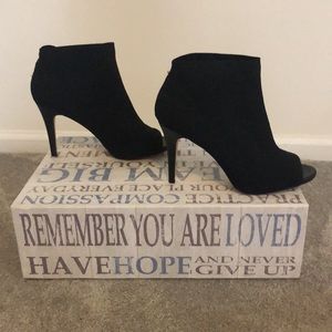 Black open toe heel, size 10